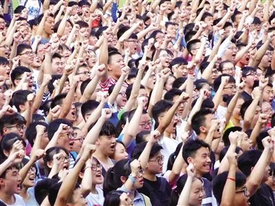 重庆语文高考作文 考生热选鲁迅毛泽东