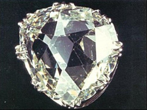 全球十大最奢侈的名贵钻石_奢华饰品