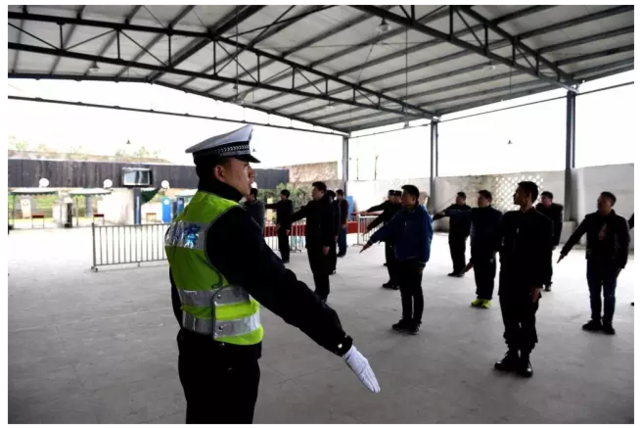 万州警方首支交通保畅机动队成立 它影响每一位万州人