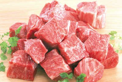 肉吃对了能养生:鸡肉配大枣护心 猪肉配栗子补