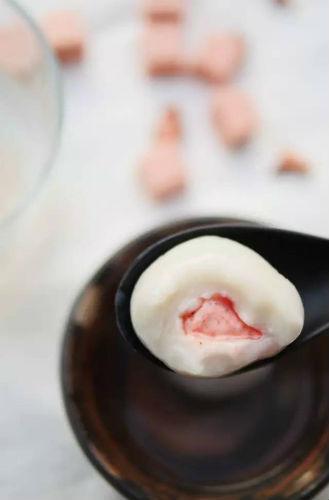 菊花韭菜芥末味……网友：我可能吃了假汤圆 