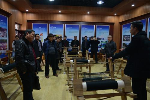 武陵山职业教育集团校校合作研讨会在黔江召开