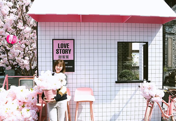 �䵯��ʯ�Ͻֽ���̤�����У�50�������м���������