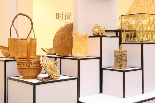 2018重庆匠心手工艺公共艺术展于龙湖重庆时代天街开幕