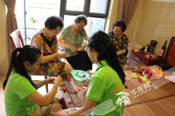 老人也有经纪人 解心结圆心愿让老人安享晚年