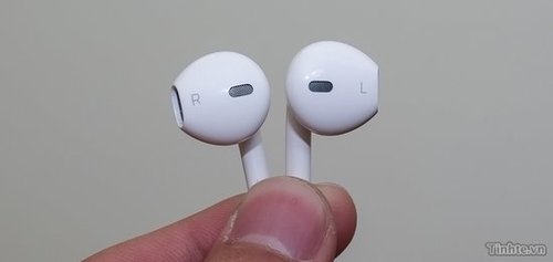 疑似苹果iPhone 5耳机曝光 采用泪珠形设计