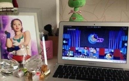 苍井空看中国少儿节目学汉语 赞小朋友很可爱