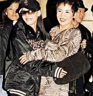 向太否认和张柏芝是误会 称对方已退回片酬