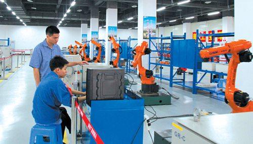 中国机器人产业联盟大会召开 一流机器人重庆