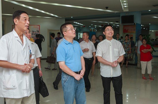 调研考察重庆爱德华医院党建