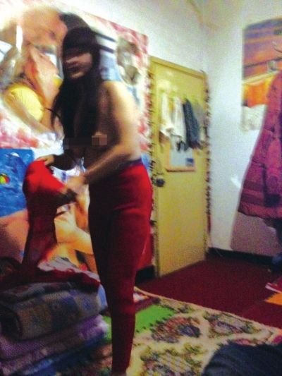 暗访北京站街女:部分实为男性 月收入过万_重