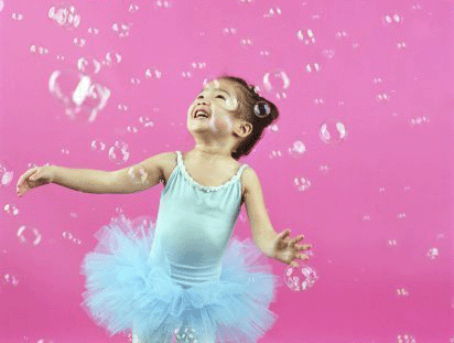 <em>培养女孩</em>优美<em>气质</em>的两大秘诀(组图)_大渝网_腾