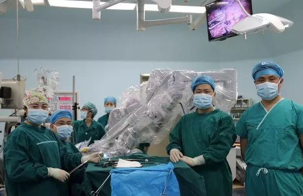 精准外科机器人 大坪医院胸外科达国内领先水
