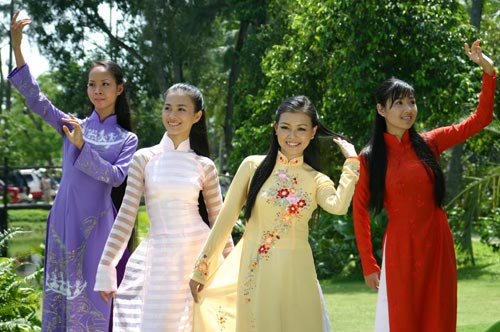 越南人也爱奢侈品 女孩时髦开放夜生活丰富