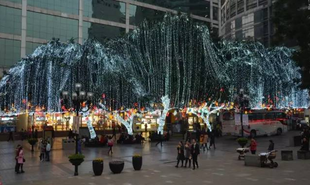 美哭！解放碑为你点亮360度无死角的夜色之美~