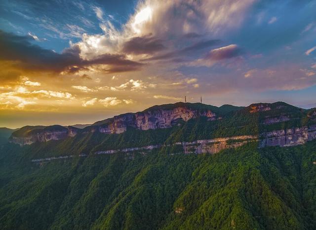 隆鑫集团大力开发金佛山北坡 未来将成旅游度假胜地
