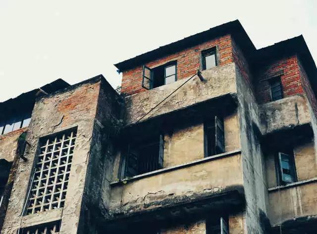 漫步下浩老街 感受最纯粹的老重庆味道