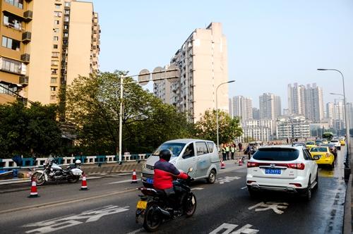 北碚文星湾大桥“生病”了 养护维修至明年1月