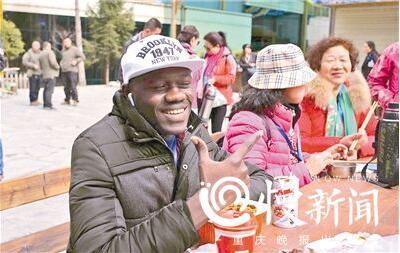 九寨沟恢复开放 震后首次迎来64个旅行团