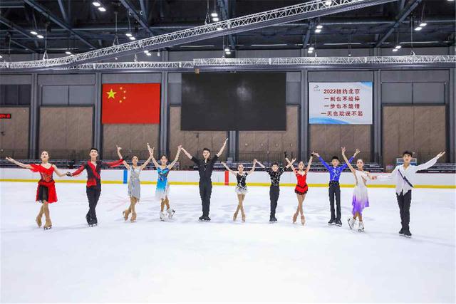 冰舞山城美力盛放资生堂冠名赞助中国杯世界花样滑冰大奖赛