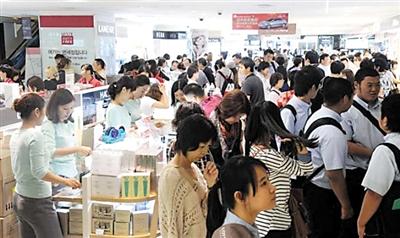 重庆人出境旅游都爱买什么?化妆品日用品超过