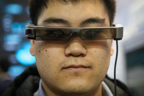 中国AI行业就业形势火爆 人才需求量涨三倍