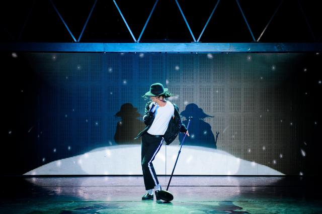 澳门巴黎人音乐剧限时演出 致敬迈克尔‧杰克逊