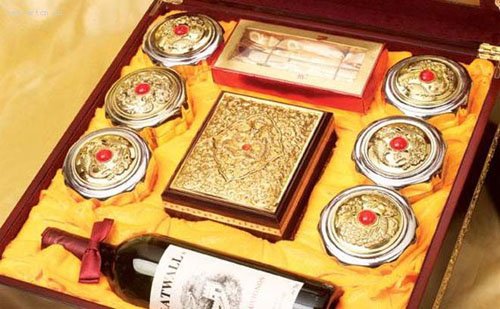 选购技巧:月饼包装盒或藏毒 看数字识包装盒