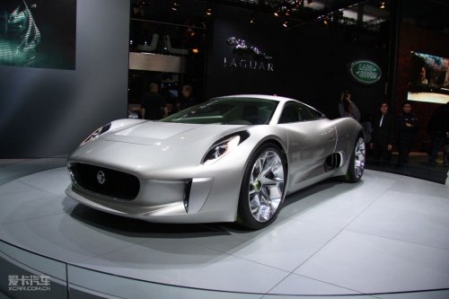 上海车展直击 捷豹C-X75概念跑车亮相