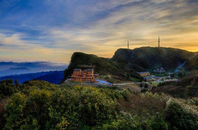 隆鑫集团大力开发金佛山北坡 未来将成旅游度假胜地