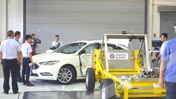 中国保险汽车安全指数测试评价规程首发