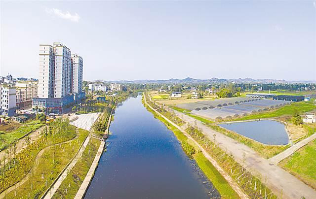 三驱镇窟窿河城区段综合整治后