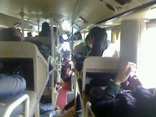 网友乘上超载车安全堪忧 直播执法拦截