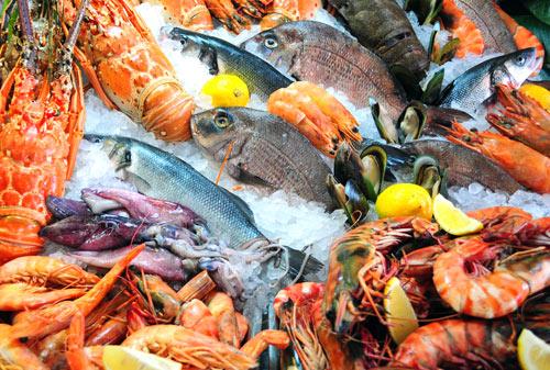 重庆哪里可以买海鲜_进口肉类水果交易中心落户重庆市民买海鲜水果更便宜