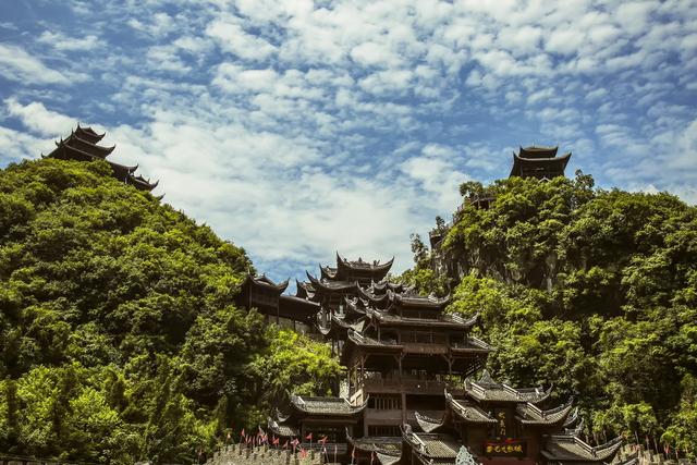 彭水蚩尤九黎城摩围山 秋冬出游新去向_大渝网_腾讯网