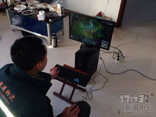 大学<em>妹子膝盖受伤</em>的原因!这才是真正的极品玩