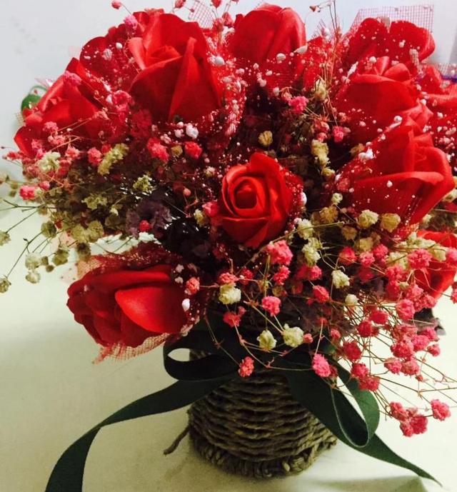 钢铁直男送礼记:回头是岸