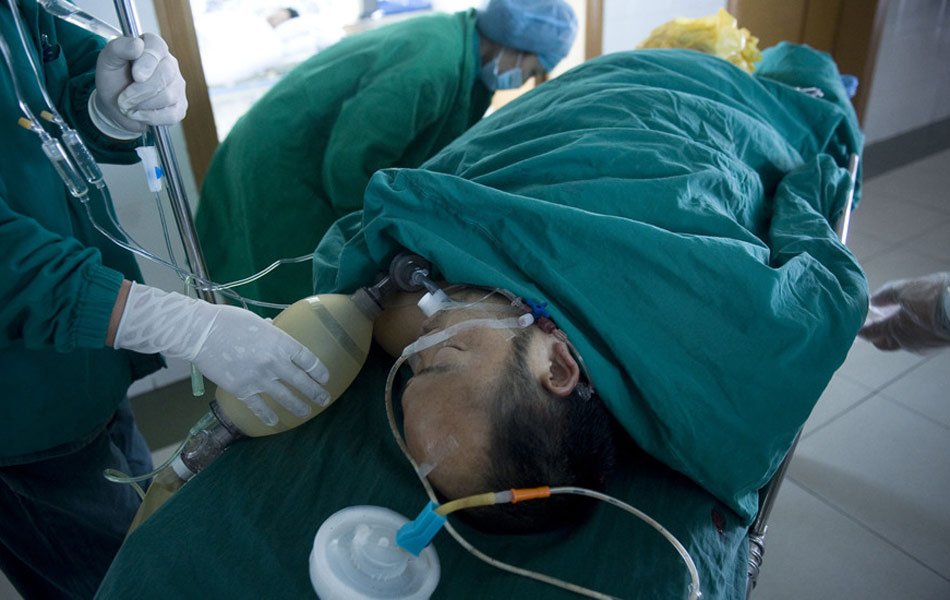 暗恋不成生恨 大叔捅死18岁<em>少女切腹</em>自尽|<em>小说</em>