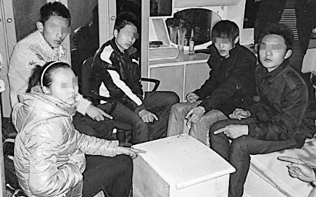 高中生人口_女高中生
