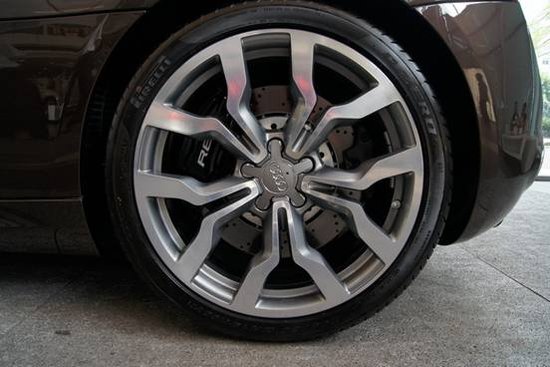 钢铁侠 大渝汽车实拍奥迪R8 V10 Spyder