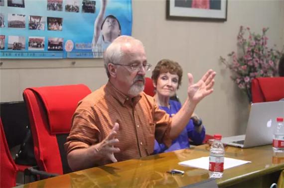 重庆二外学生MOOC首秀即将亮相MIT在线课程