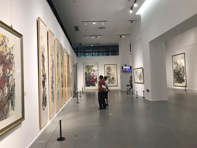 雷甲寿中国画全国巡回展在重庆美术馆开幕