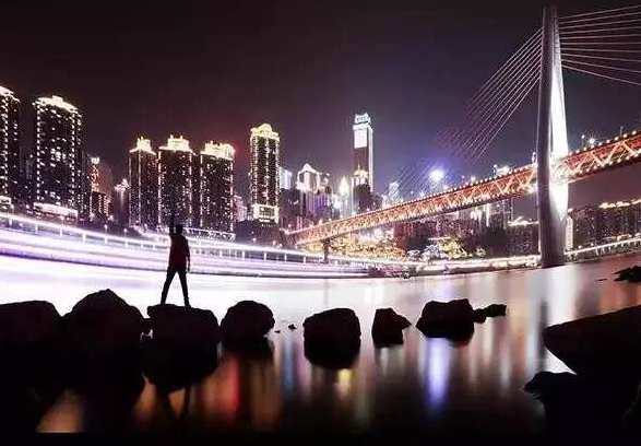 美哭！解放碑为你点亮360度无死角的夜色之美~