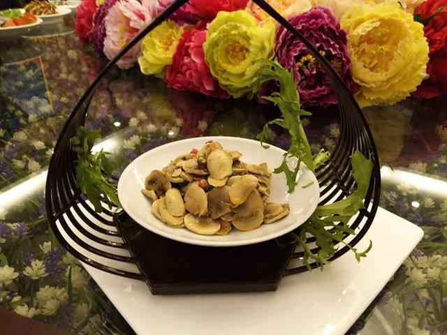 垫江美食花样樱花海别有心情赏樱花品孔雀来与牡丹美食图片