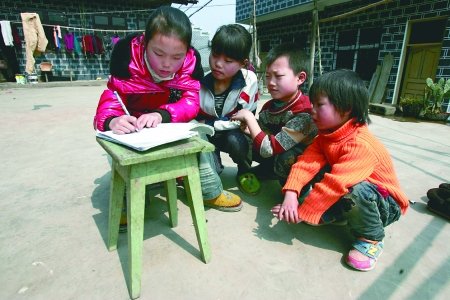 黔江有多少人口_黔江鸡杂(3)