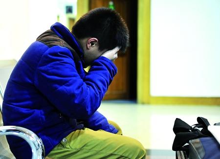 做手术伤了命根?小伙告医院操作失误