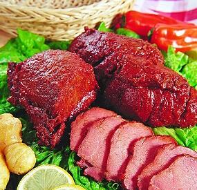 广州路边摊卤鸭脖子毒倒8人 亚硝酸盐超标险丢