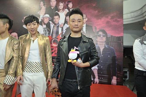 《最强音》曾一鸣夺冠谢那英 国际章才是大赢