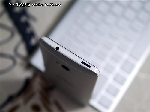 1080P四核处理器 新HTC 802W现售价2779元