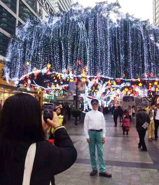 美哭！解放碑为你点亮360度无死角的夜色之美~